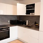 Apartment In Royal Docks London